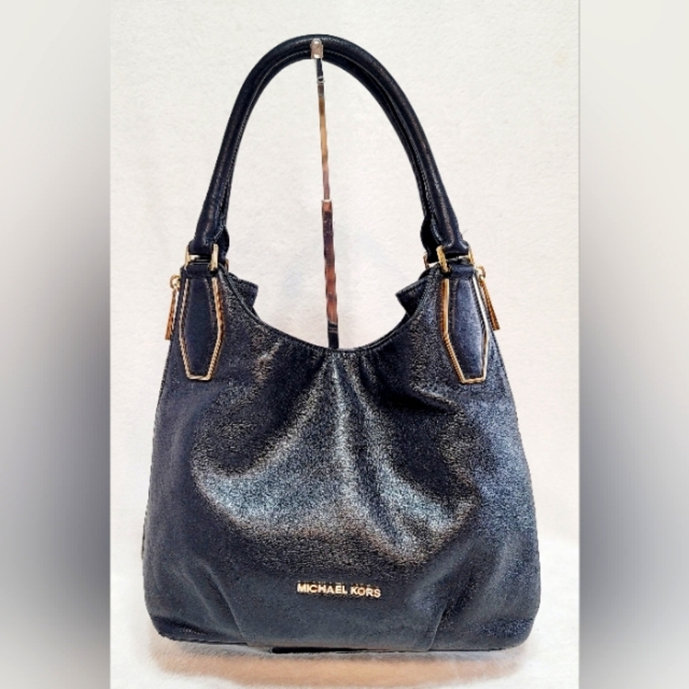 MICHAEL Michael Kors Vanessa Side Zip Medium Black Shoulder Purse Bag